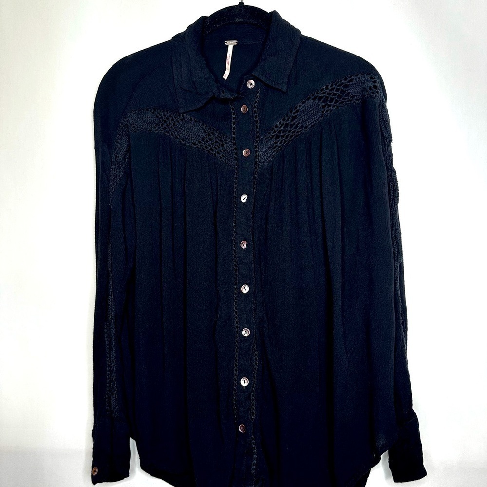 Free People Bottoms down Shirt